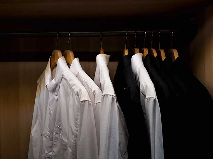 black and white clothese.jpeg